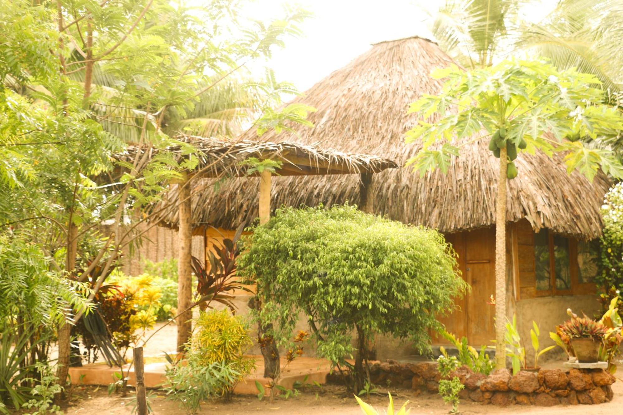 Monsoon Eco Resort - Whisky Point Arugambay Pottuvil Bagian luar foto